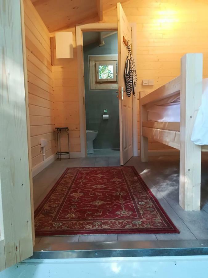 Dunmore Gardens Log Cabins Carrigans  Extérieur photo