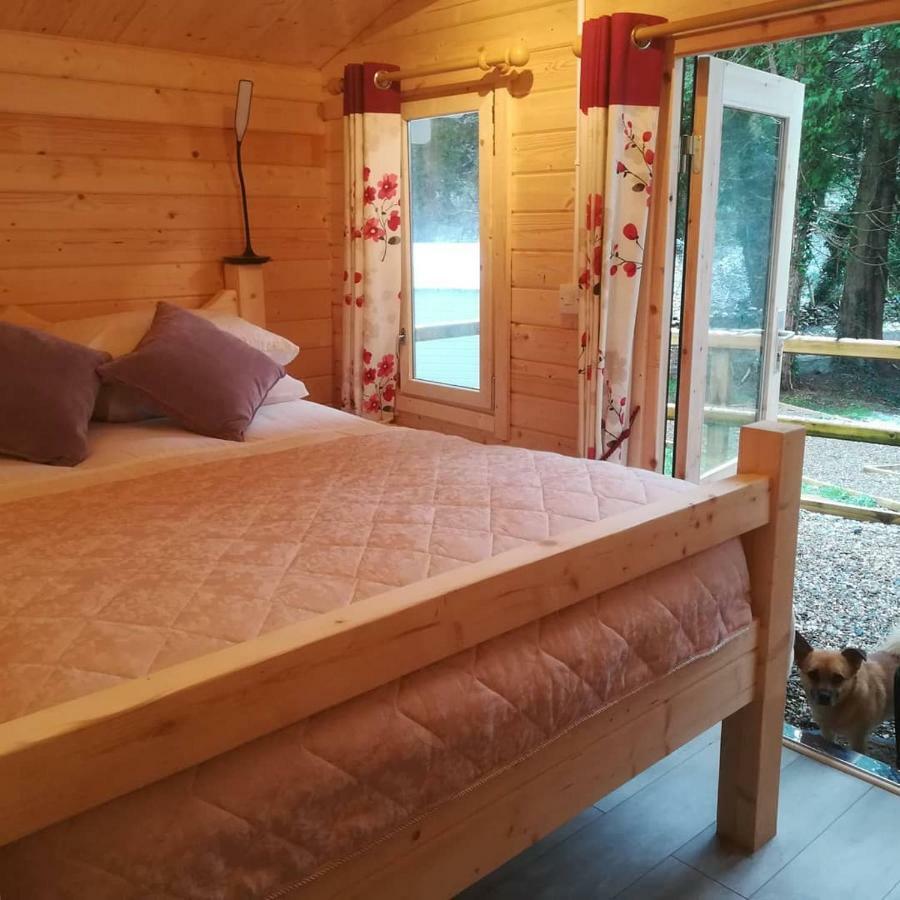 Dunmore Gardens Log Cabins Carrigans  Extérieur photo